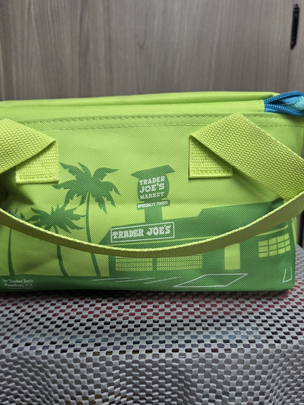 Trader Joe's Lime Green Insulated Bag with Blue Zipper